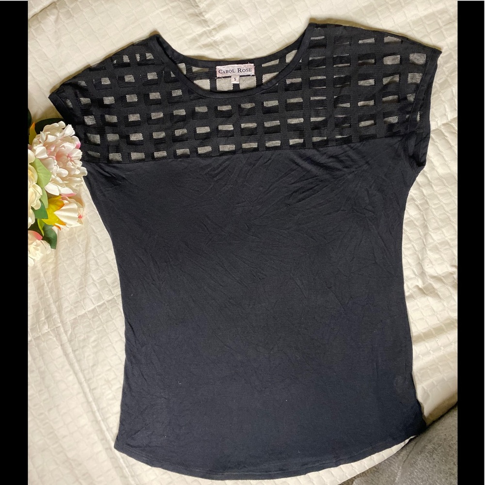 🖤Beautiful Carol Rose Black Top